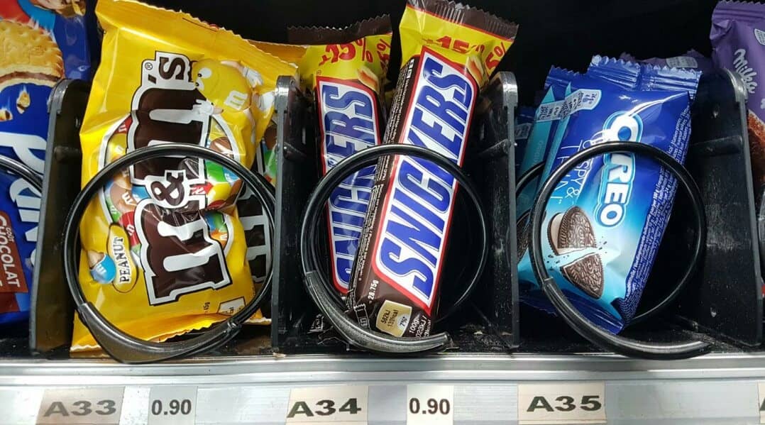 distributeur automatique snickers