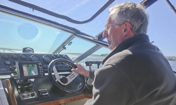 Bateau : optez pour un GPS étanche et traceur de cartes 